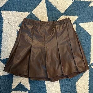 Abercrombie Kids brown faux leather skort, size 11-12